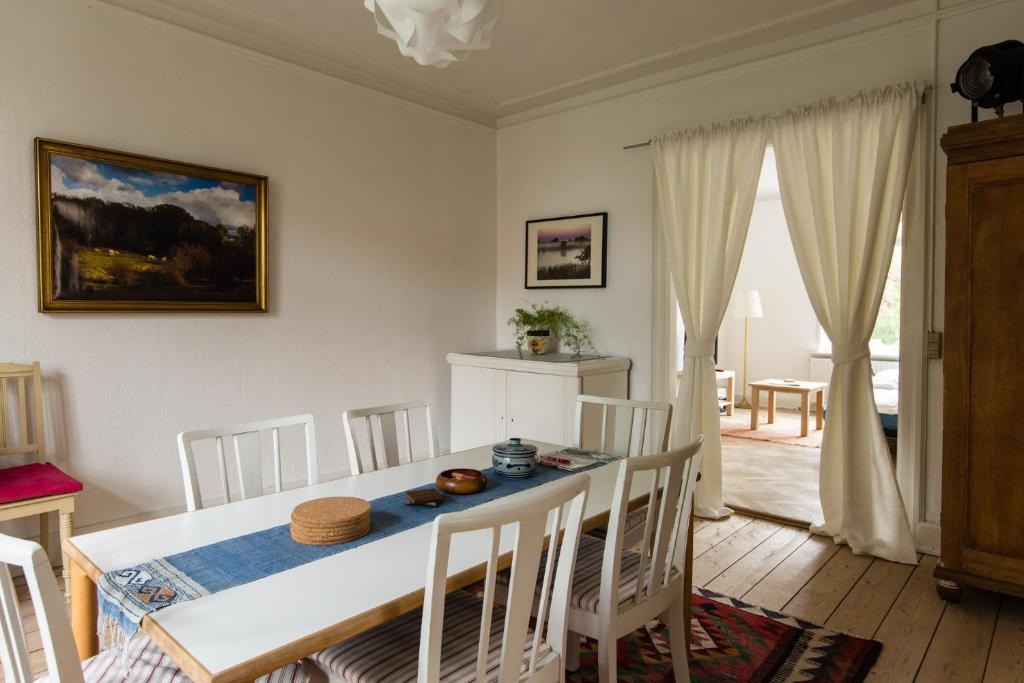 Spacious Private Apartment for Family Holiday photo 2