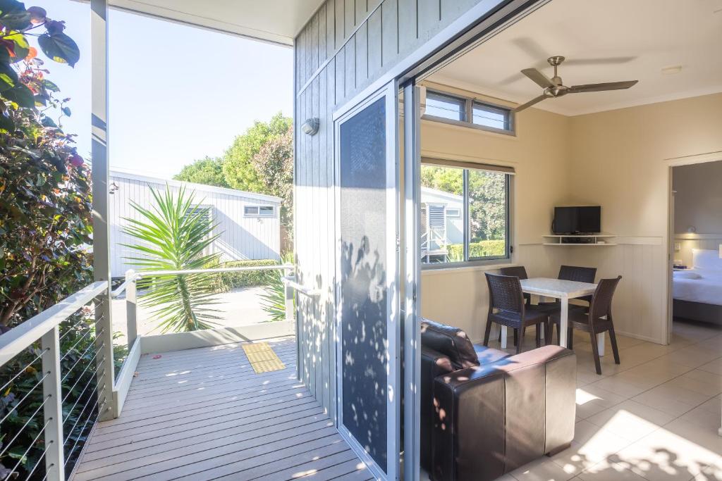 Fingal Bay Holiday Park photo 1