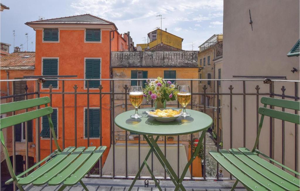 Nice Apartment In Albenga With 2 Bedrooms And Wifi