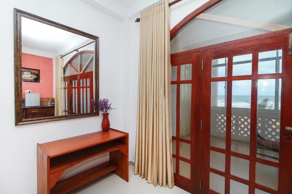 Двухместный (Двухместный номер Делюкс с 1 кроватью), Great Villa Beach Hikkaduwa