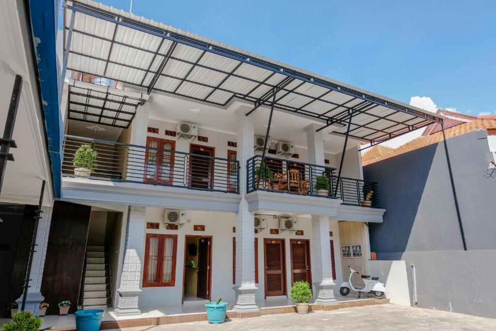 OYO 1566 El Reyshi Family Residence Syariah photo 3