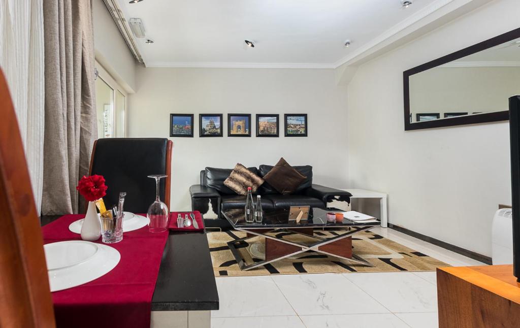 Red Mango Hotel and Apartments photo 3