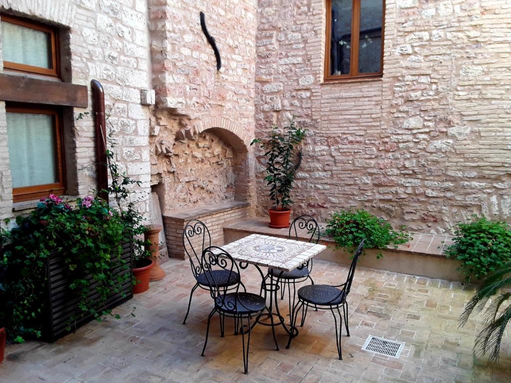 Case Brizi 10 photo 4