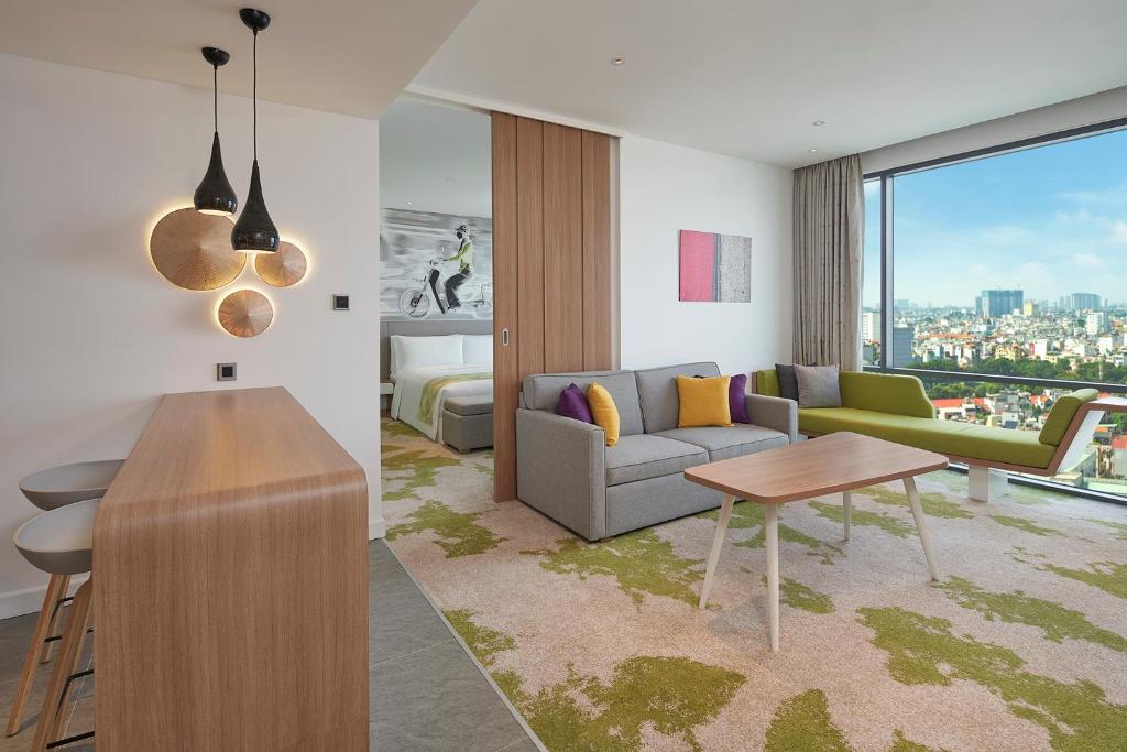Holiday Inn & Suites Saigon Airport