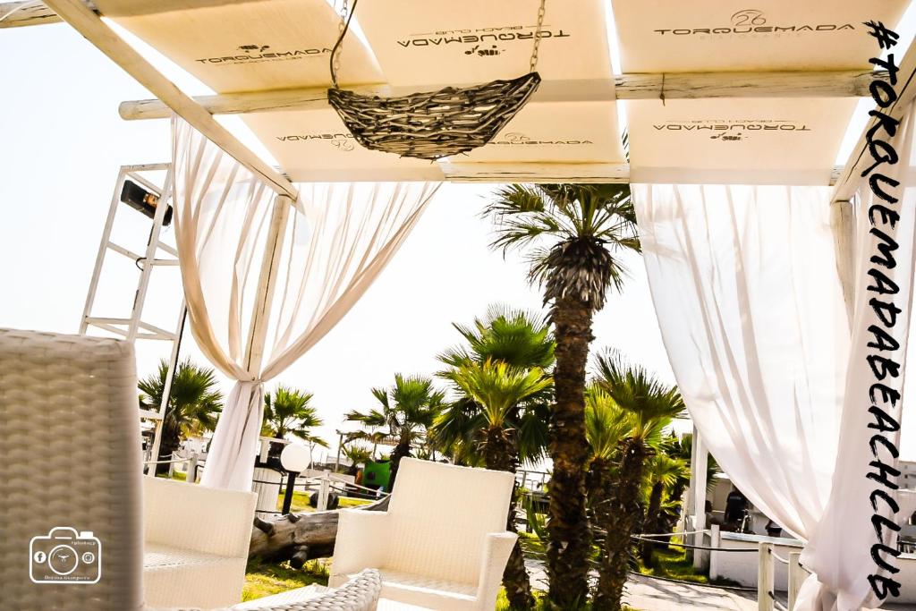 torquemada beach club photo 1