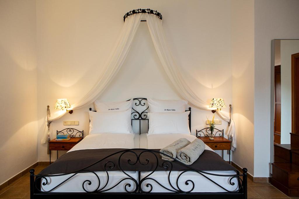 Ses Rotes Velles - Petit Hotel photo 1