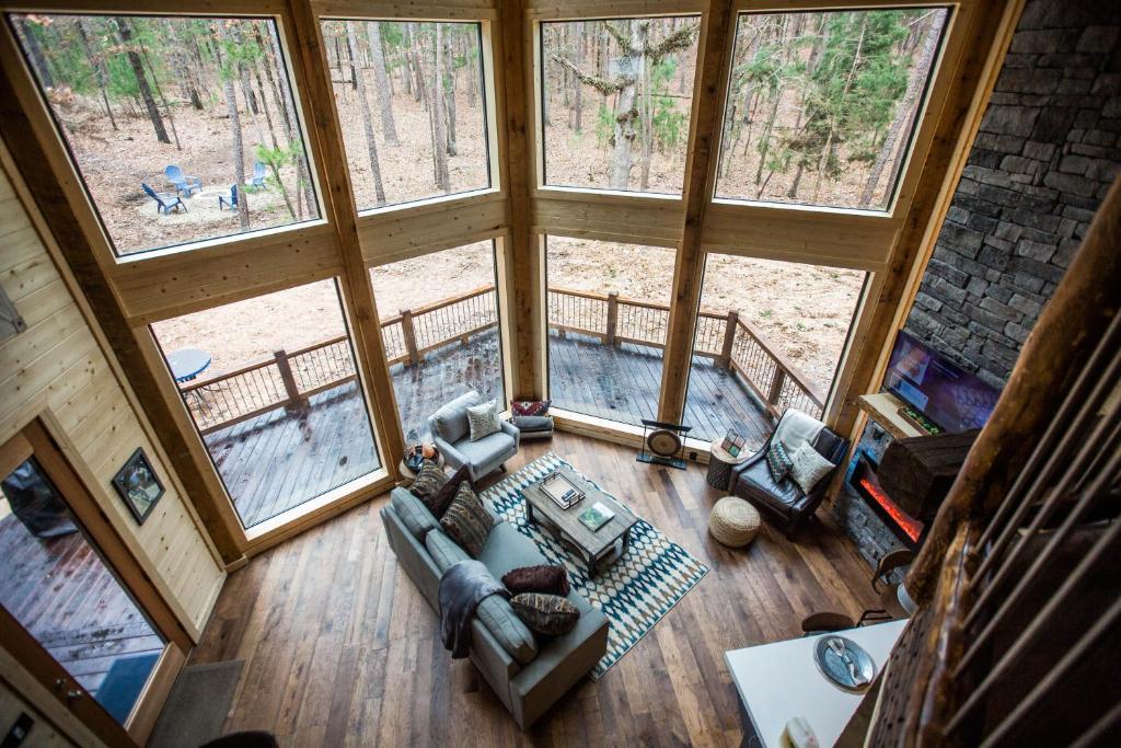 1Forest1 Couples Cabin