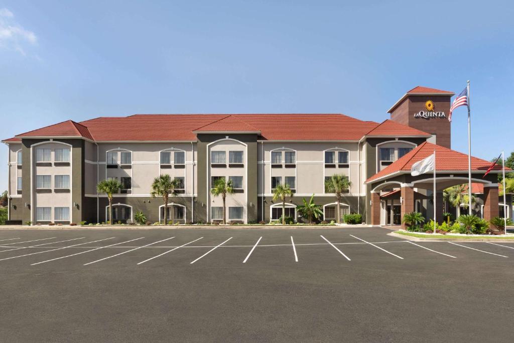 La Quinta by Wyndham Dublin photo 2