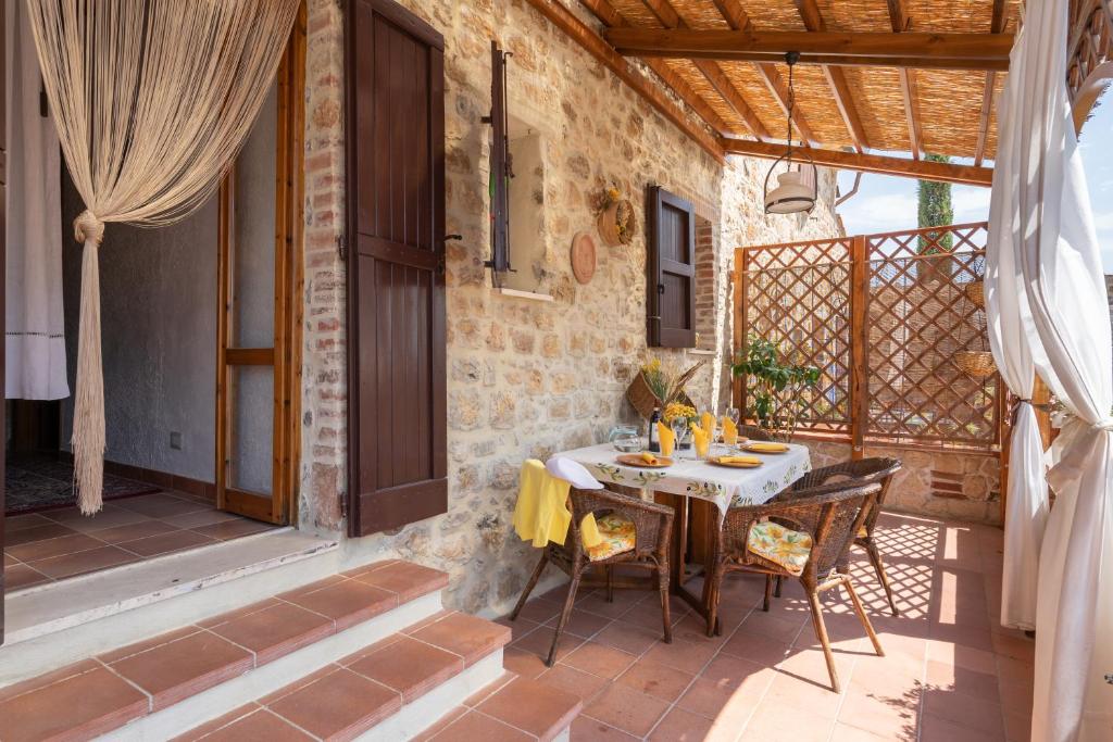 Giulia Superior Apartment Shared Pool Wi-Fi photo 4