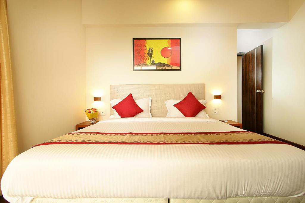 Mumbai House Luxury Apartments Santacruz East, Mumbai photo 4