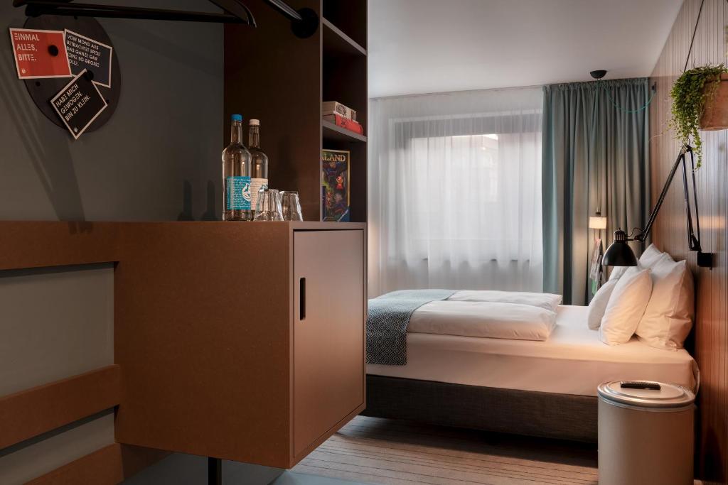 Двухместный (Средний), PIERDREI Hotel HafenCity Hamburg
