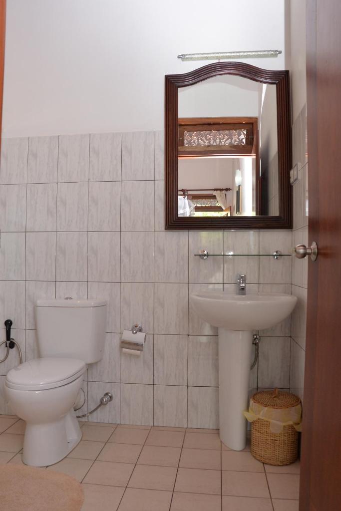Одноместный (Улучшенный одноместный номер с балконом), Surf Villa