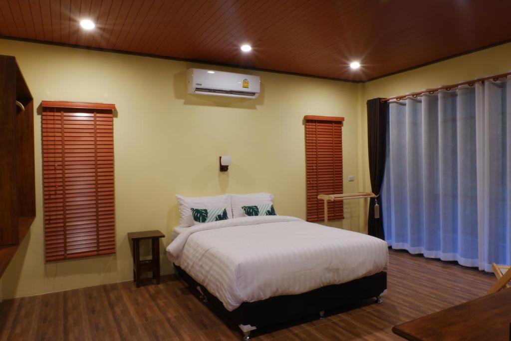 The Bliss Khao Sok Boutique Lodge photo 2