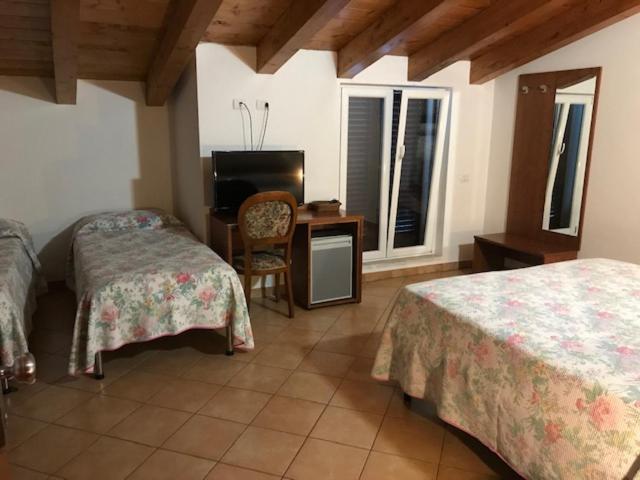 Albergo Antica Luni photo 3