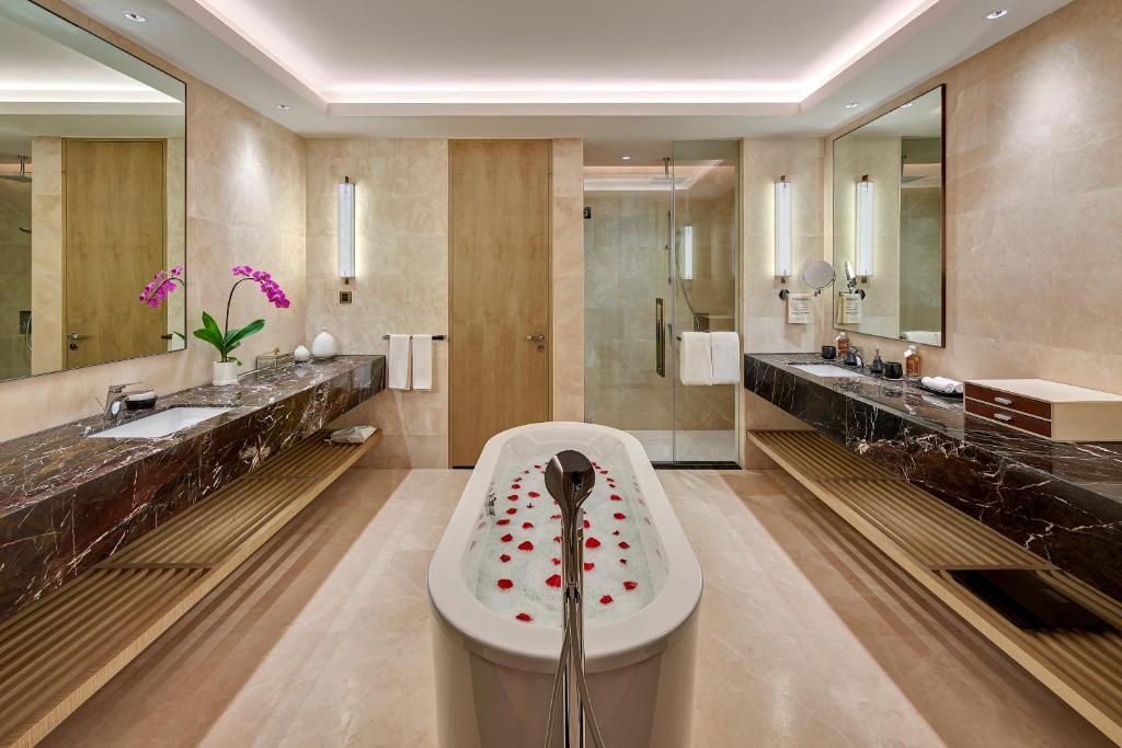 Двухместный (Pavilion Suite), Pavilion Hotel Kuala Lumpur Managed by Banyan Tree