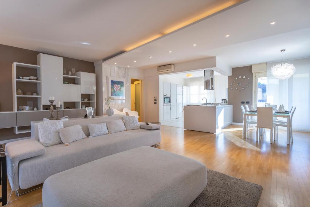 Teatro Nuovo Apartment with Free Parking photo 4