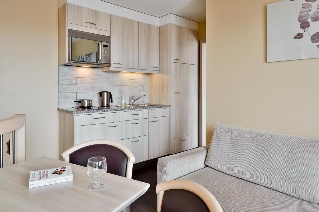 Апартаменты (Двухуровневые апартаменты), Aparthotel Adagio Genève Mont-Blanc