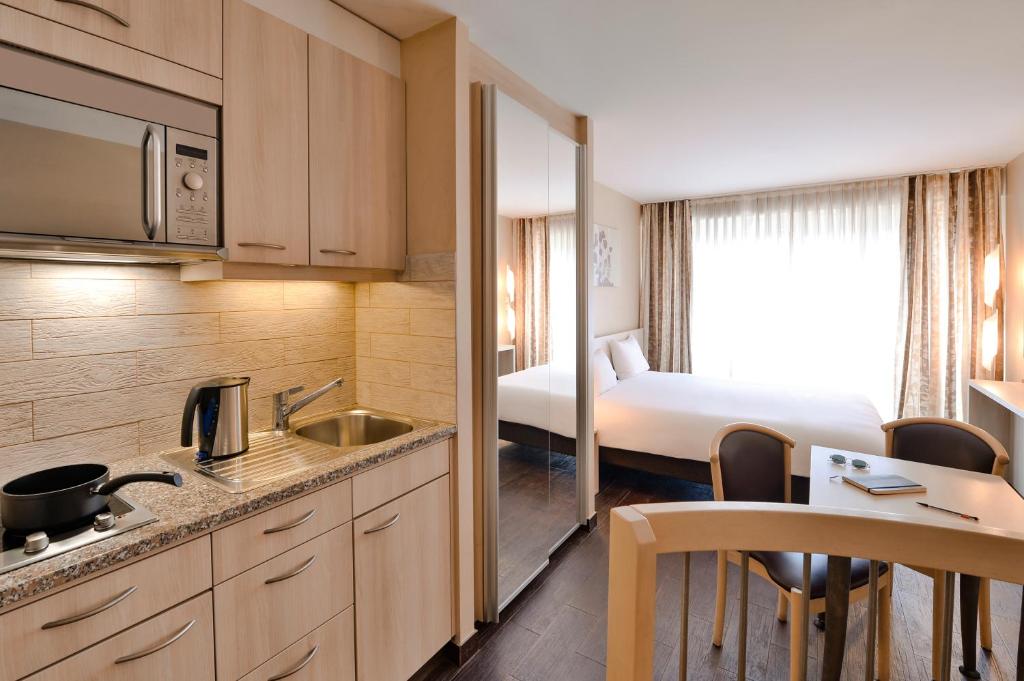 Студио (Номер-студио с балконом), Aparthotel Adagio Genève Mont-Blanc