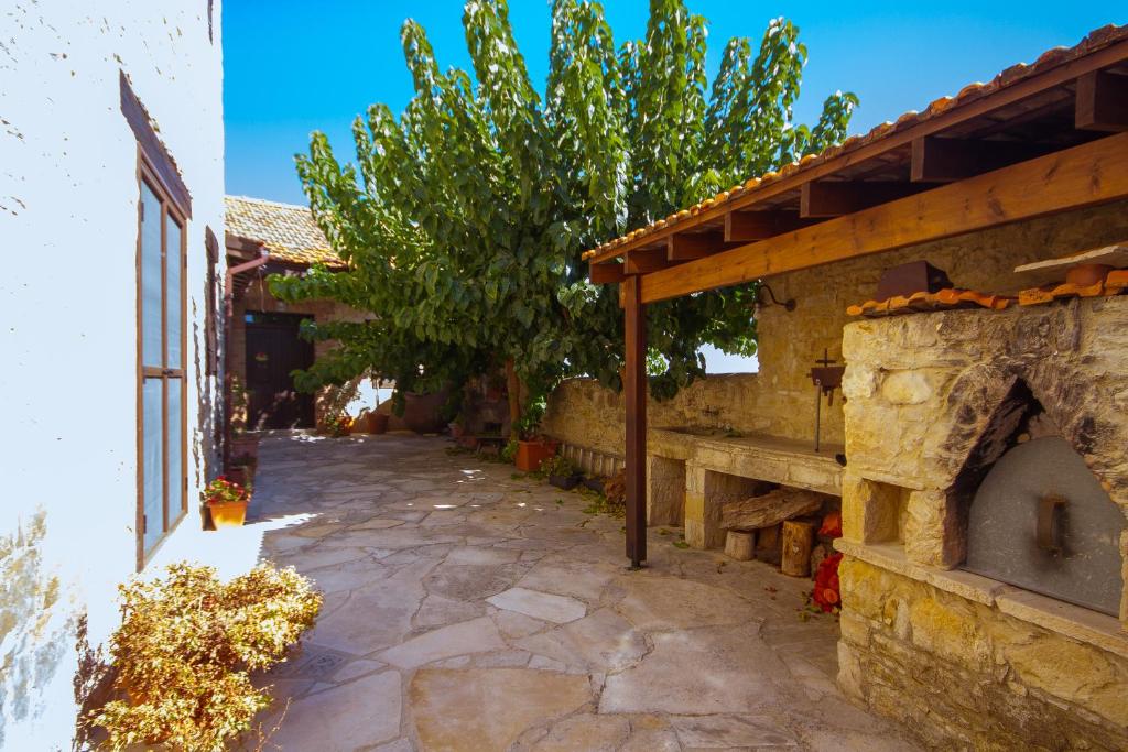 Dioni Palace by AgroHolidays photo 4