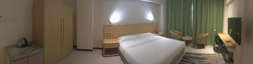 Двухместный (Номер Делюкс с кроватью размера «king-size»), MUSCAT PALM HOTEL