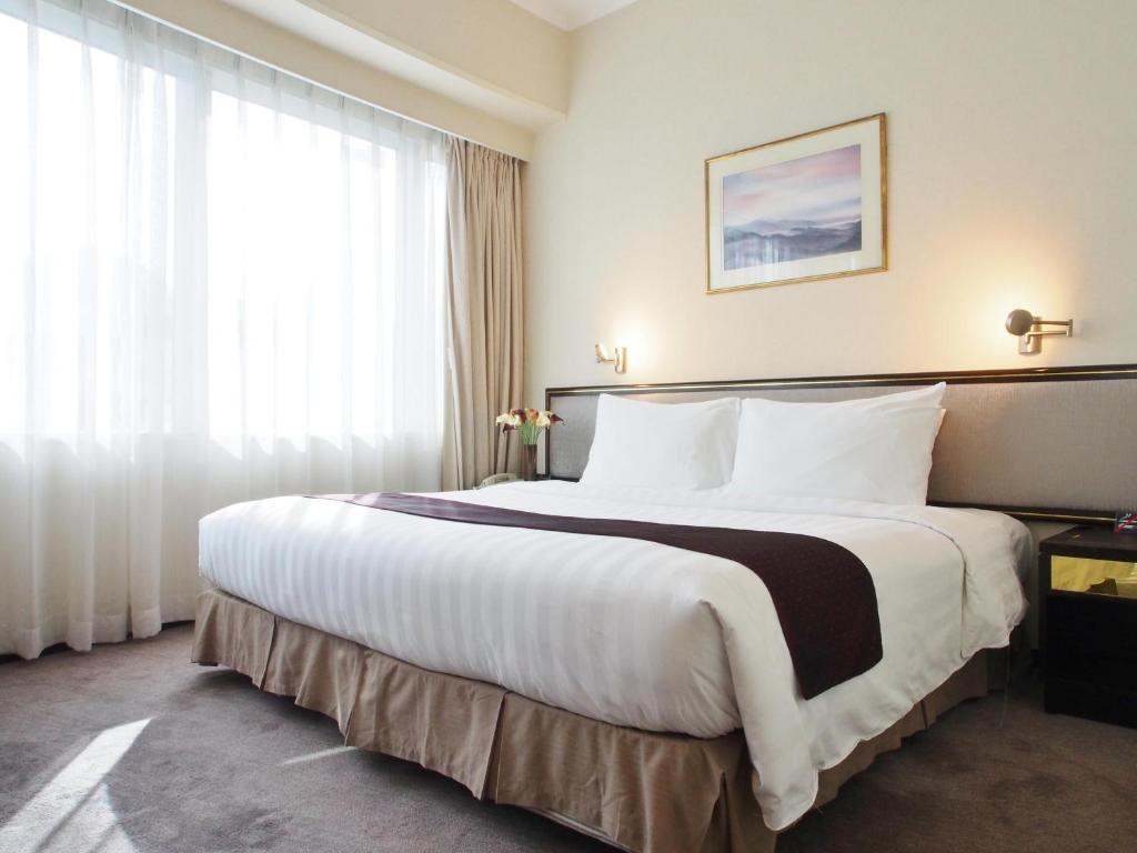 Двухместный (Улучшенный двухместный номер с 1 кроватью), South Pacific Hotel