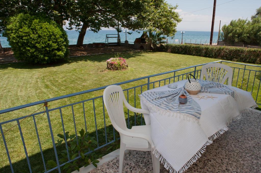 Skourtis Apartments photo 2