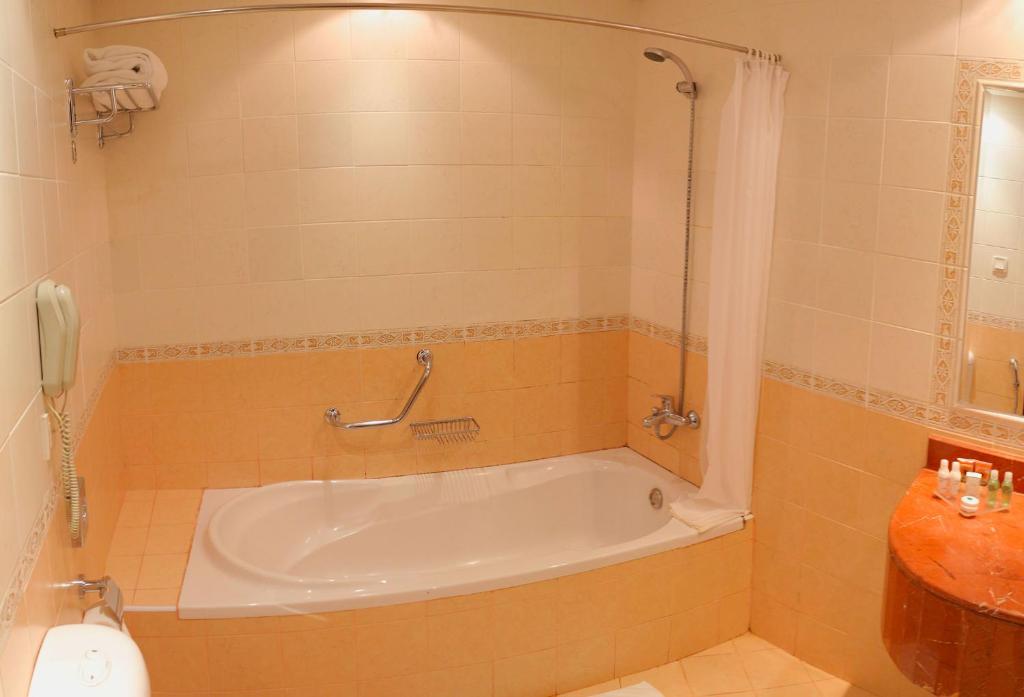 Сьюит (Люкс), Отель Sharjah Premiere Hotel & Resort