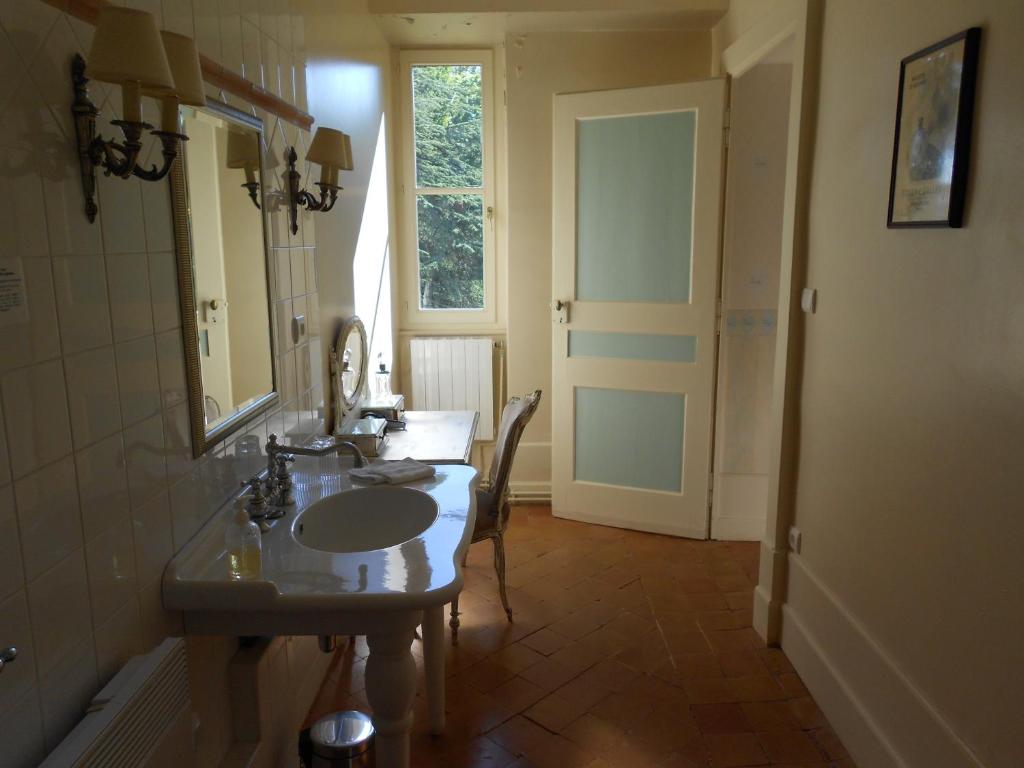 Chateau des Poccards photo 1