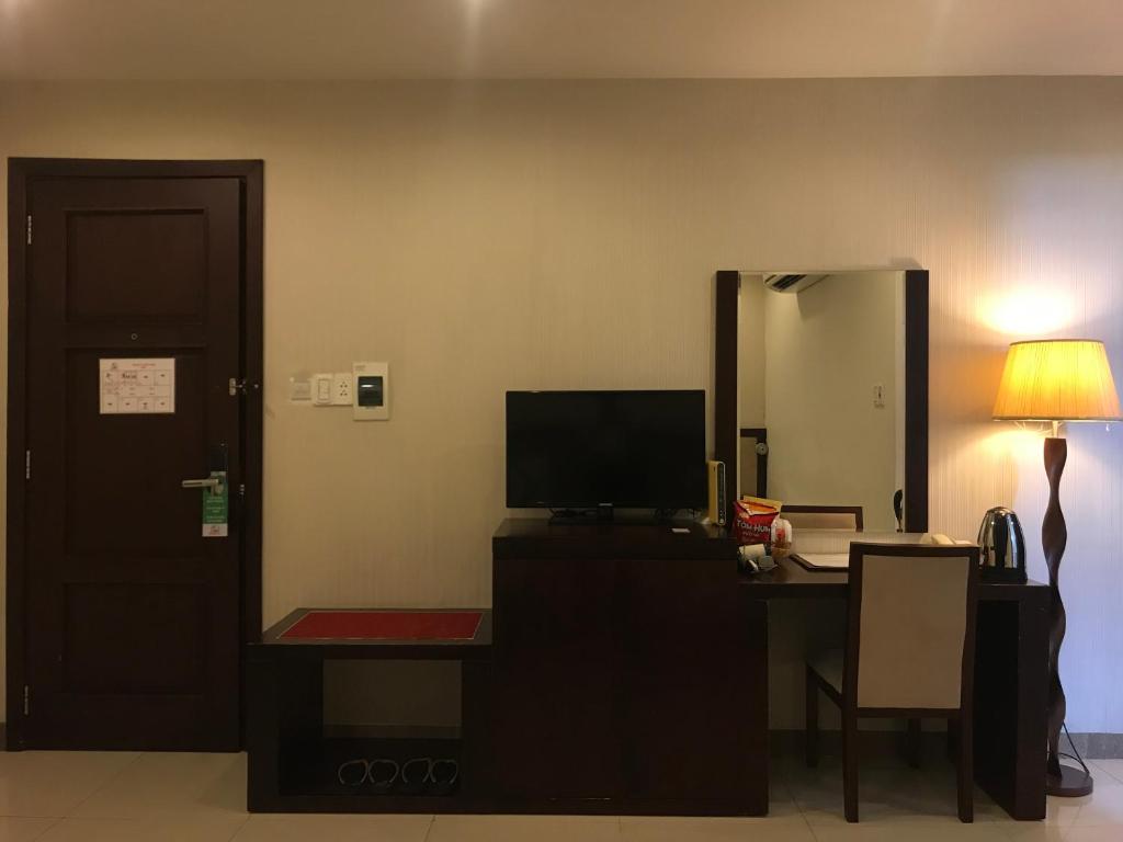 Hoang Sa Hotel