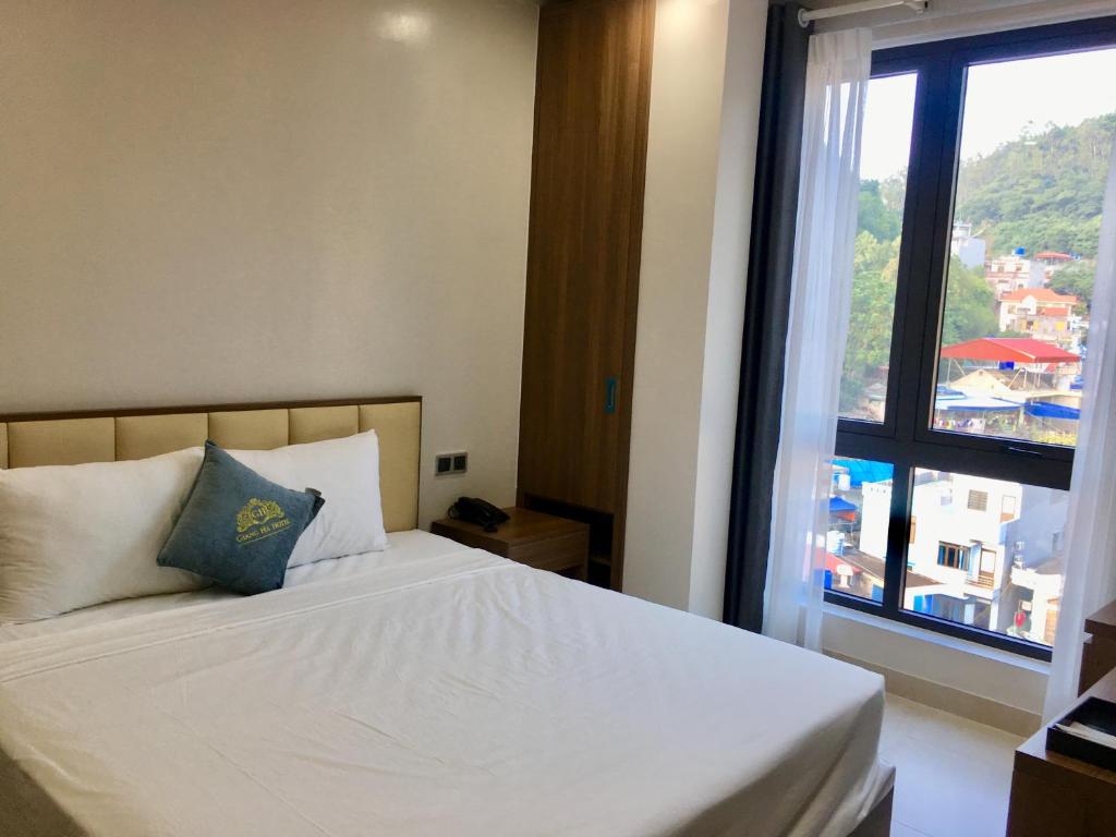 Двухместный (Двухместный номер с 1 кроватью и видом на горы), Giang Hà Hotel