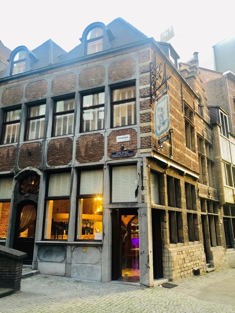 Charming Suites Jan Zonder Vrees photo 4
