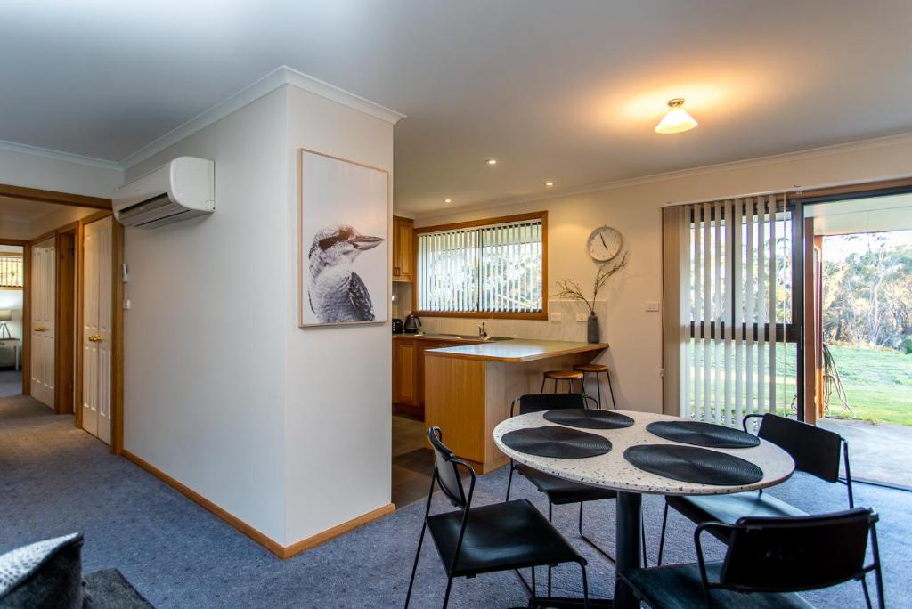 Acton Park Holiday Units photo 4