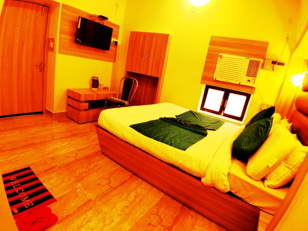 Двухместный (Улучшенный номер с кроватью размера «king-size»), City Hotel