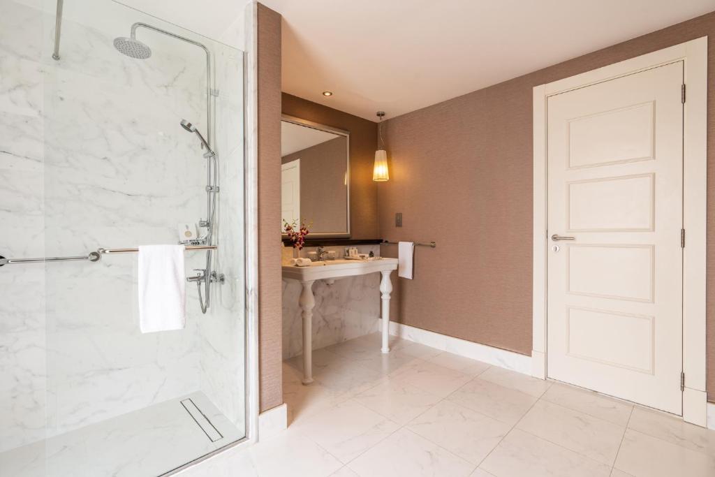 Сьюит (Улучшенный люкс с 3 спальнями), Курортный отель Rixos Bab Al Bahr - Ultra All Inclusive