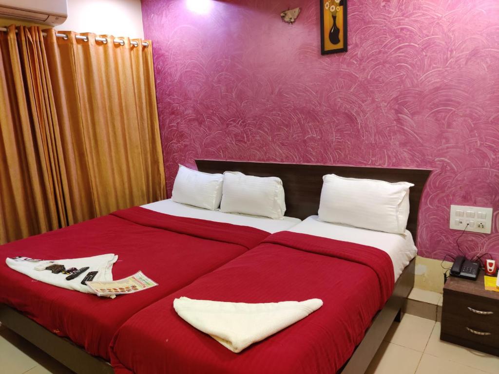 Трехместный (Трехместный номер Делюкс), Hotel Golden Sagar