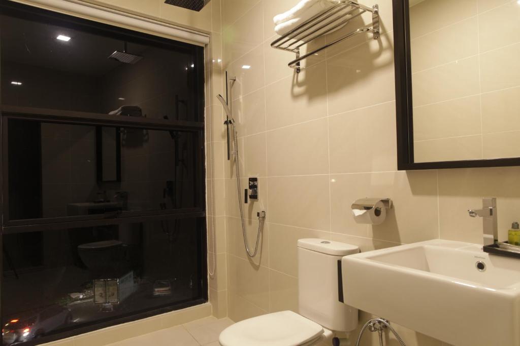 I am Jazz Boutique Hotel - Tap to explore photos