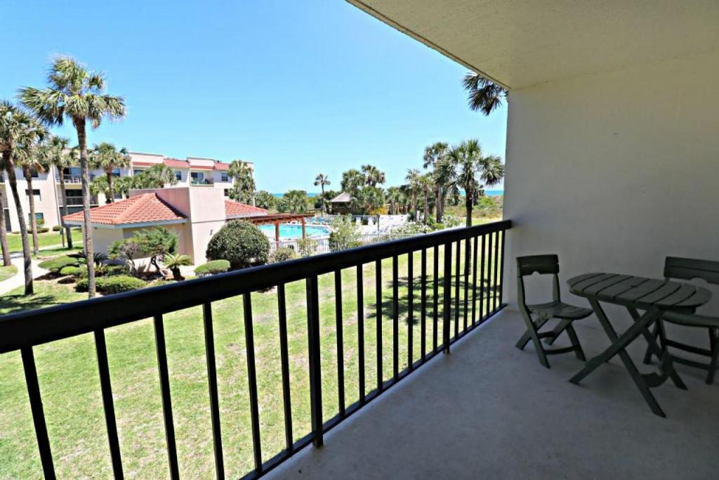 Ocean Village Club O23 image