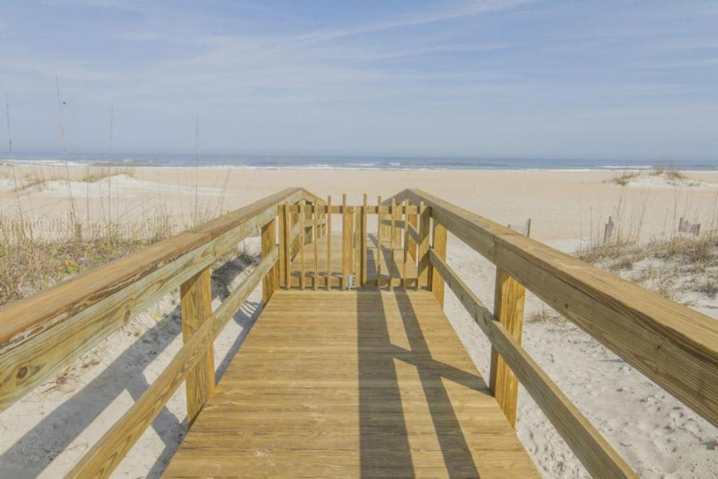 Island South 33 photo 4