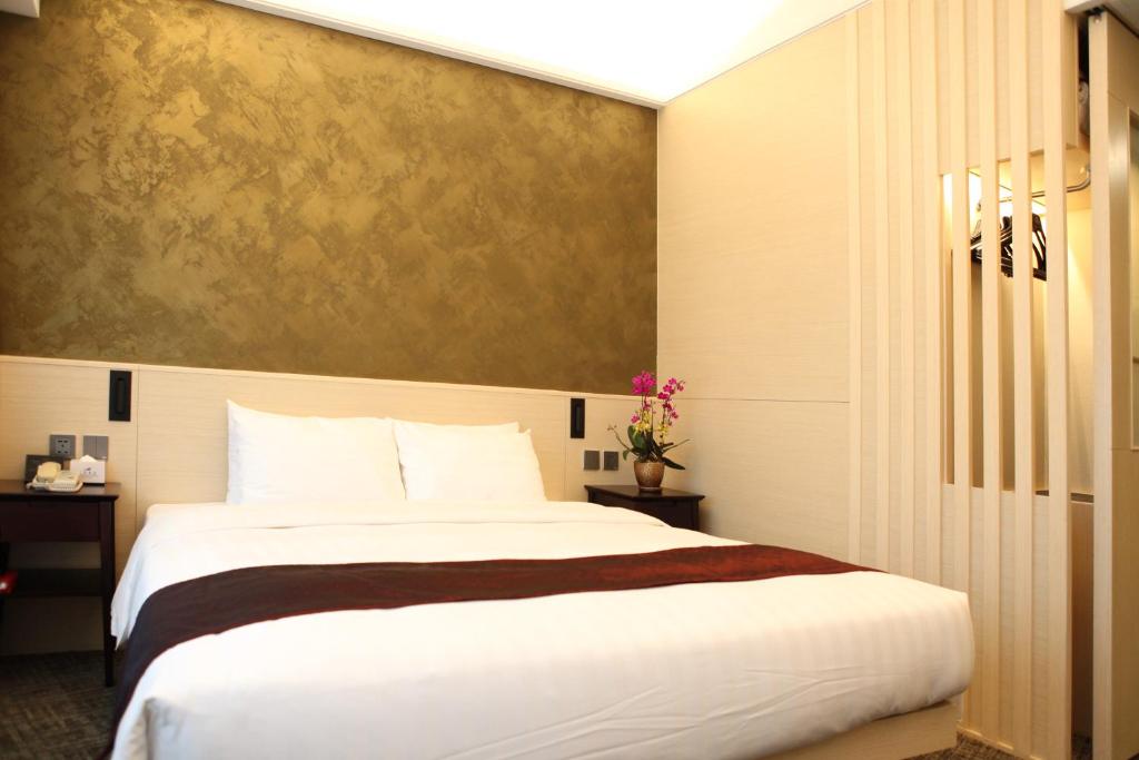 Двухместный (Pacific Premier King Room), South Pacific Hotel