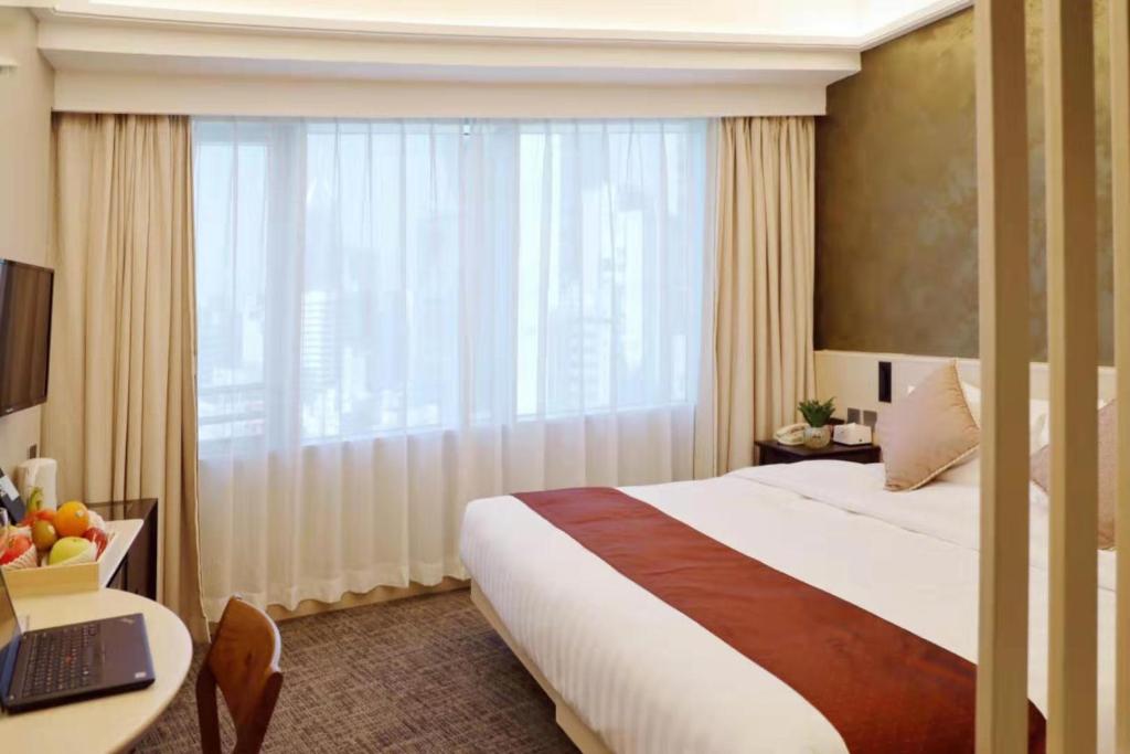 Двухместный (Pacific Premier King Room), South Pacific Hotel