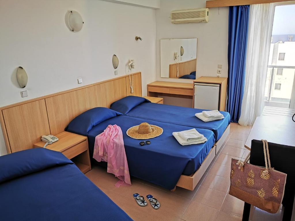 Трехместный (Трехместный номер), Europa Hotel