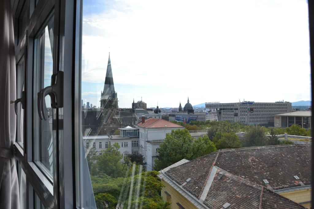 Сьюит (Люкс), Apollo Hotel Vienna