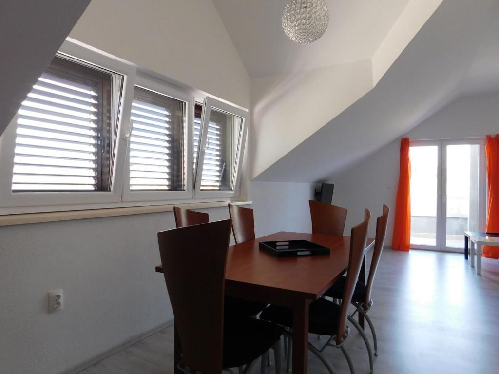Villa Renata - Apartment Bijeli photo 3