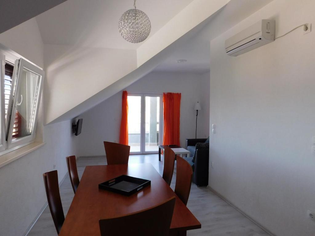 Villa Renata - Apartment Bijeli photo 4