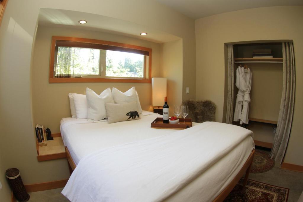 Black Bear Guesthouse photo 4