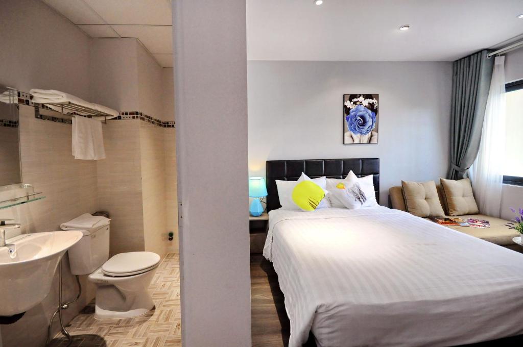 Двухместный (Большой двухместный номер с 1 кроватью), King Homestay Hotel with terrace