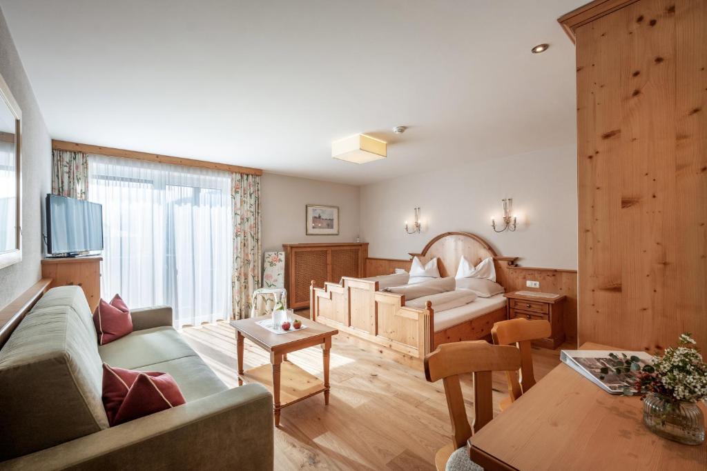 Hotel Garni Tirolerhof photo 4