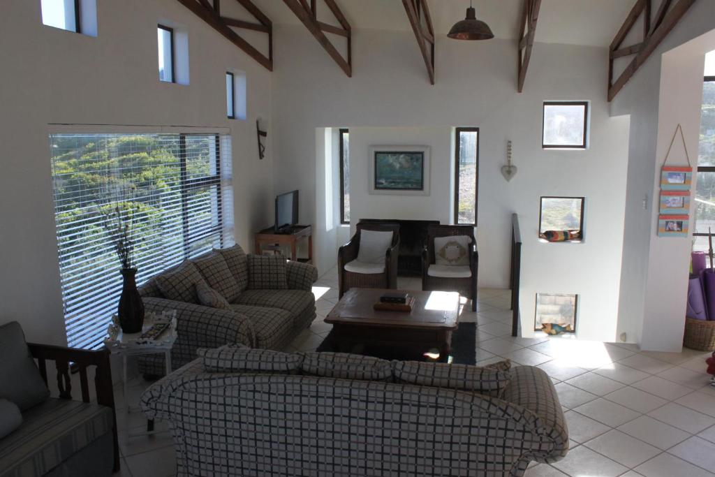 Oyster bay beach house photo 3