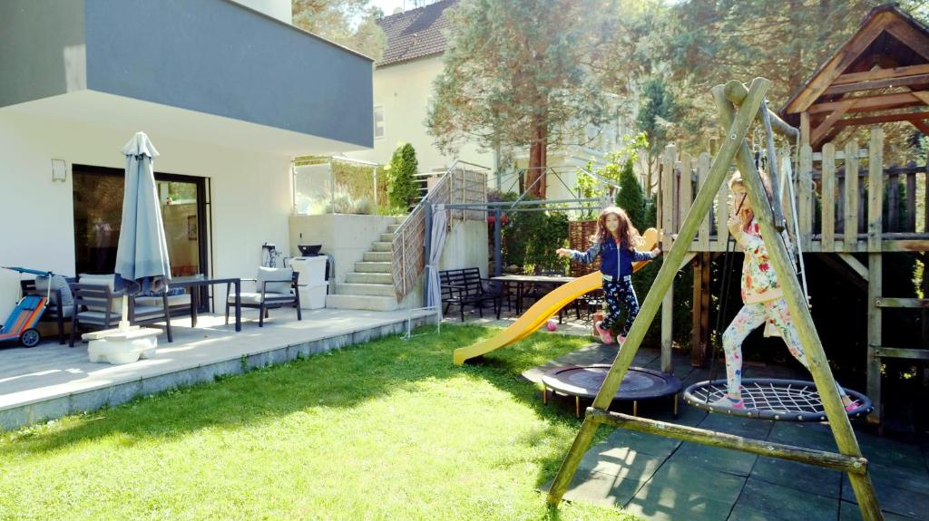 Flamind Holiday Apartments photo 3