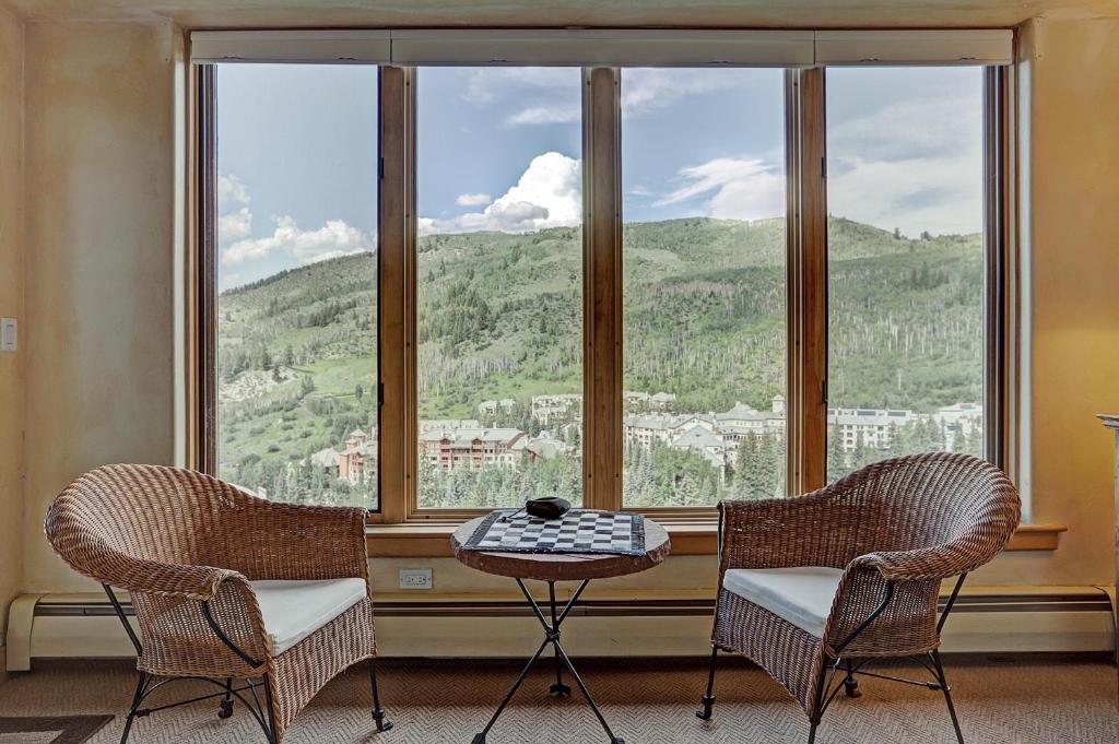 Amazing 2 Br Unit In Beaver Creek- Out Of A Western Movie Condo photo 1